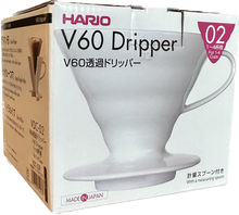 Lade das Bild in den Galerie-Viewer, Hario Coffee Dripper V60 02 Ceramic Red Kaffeefilter